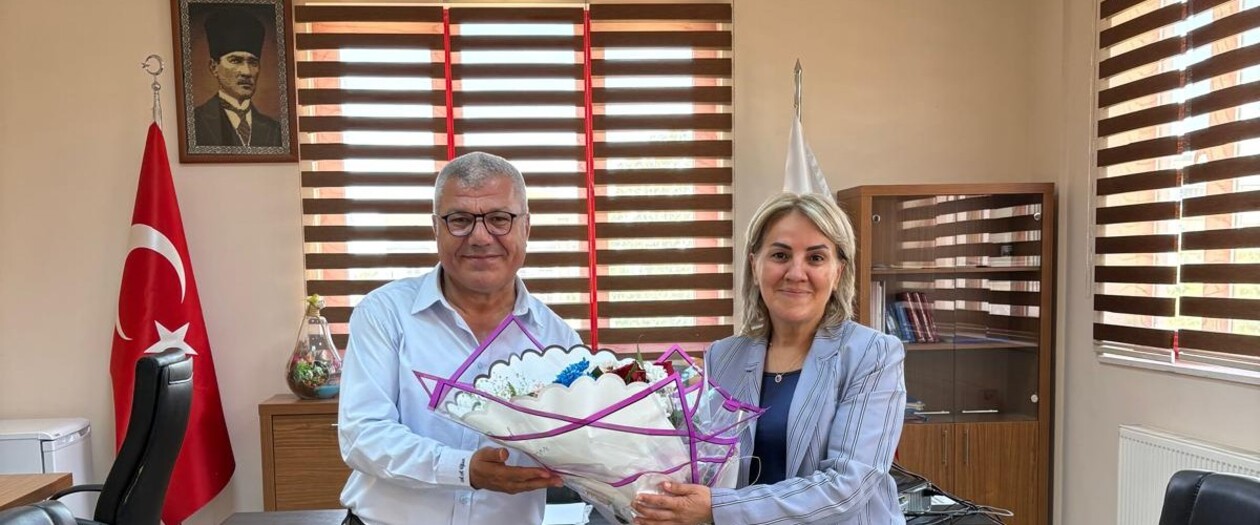 Prof. Dr. Atilla Ahmet UĞUR'dan Prof. Dr. Tuba DİREKCİ'ye Devir Teslim