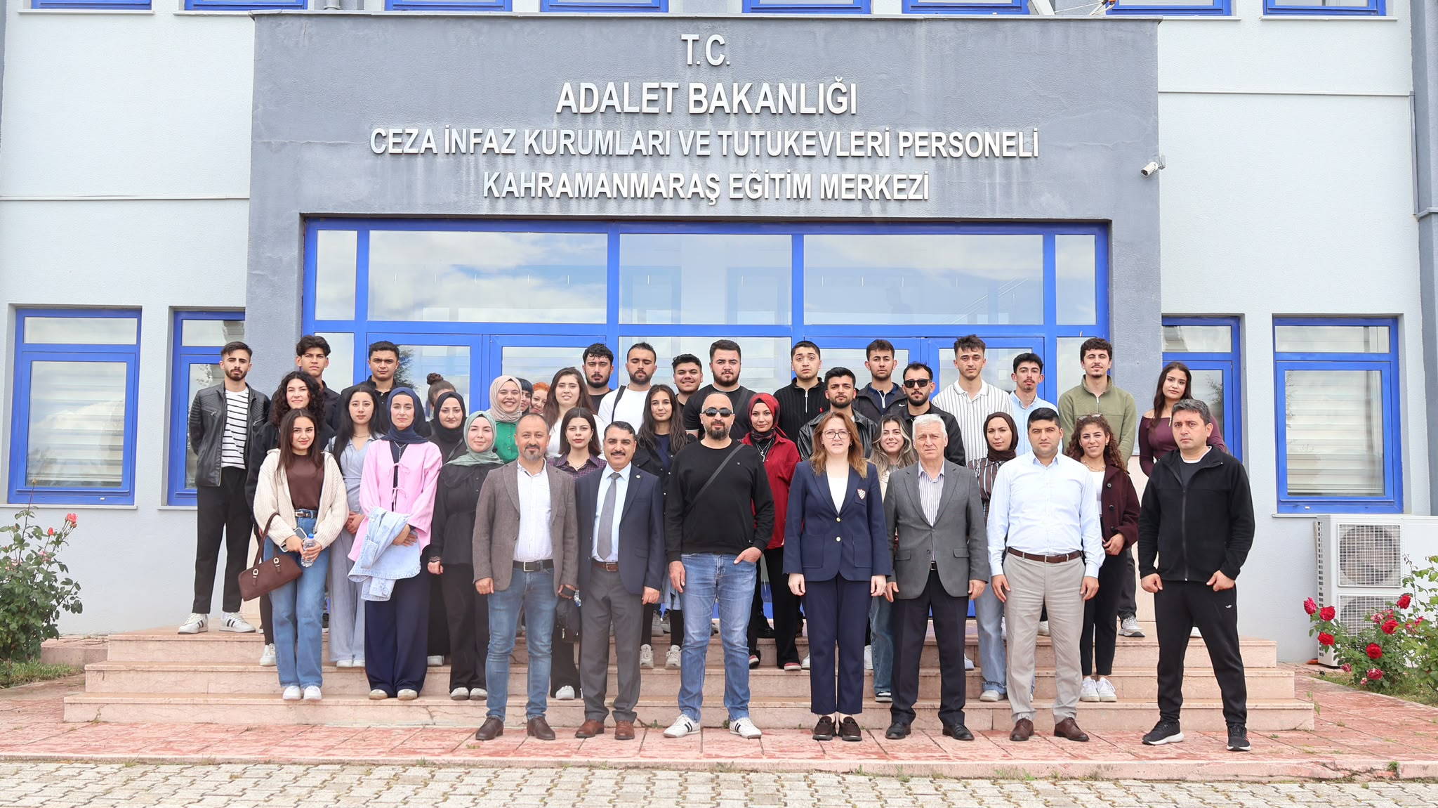 OĞUZELİ MYO ÖĞRENCİLERİ CEZA İNFAZ KURUMLARINI YERİNDE İNCELEDİ